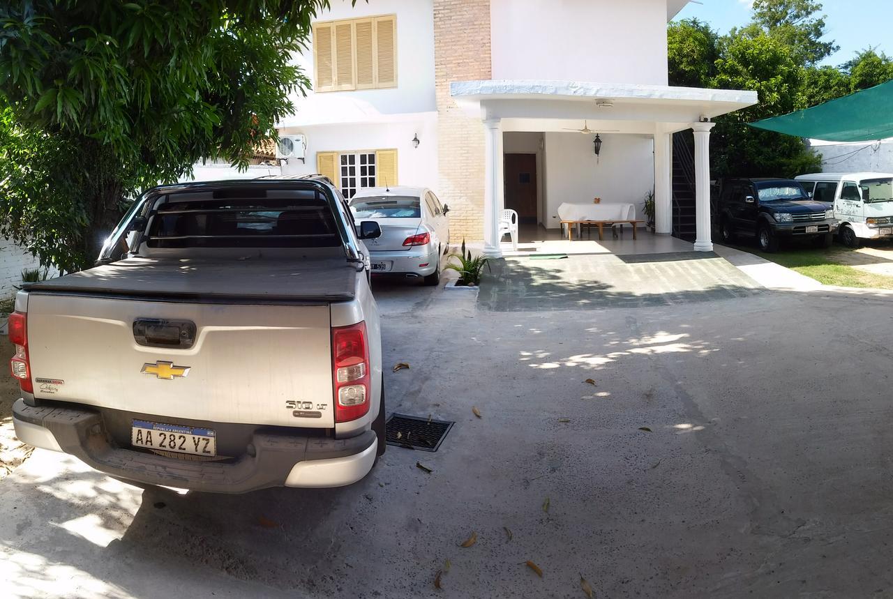 Remember Py Hotel Luque Exterior photo